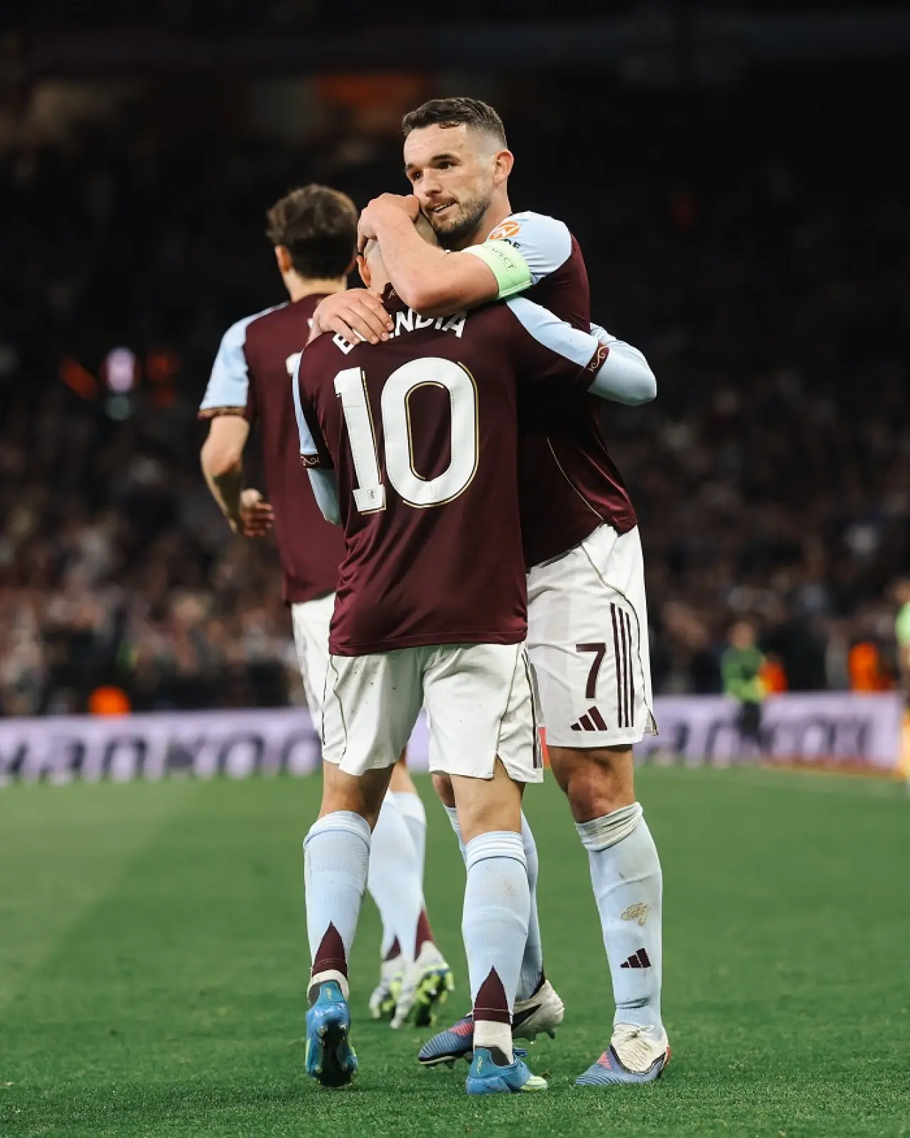 Aston Villa Nottingham Forest'ı Dağıttı: Final Biletini Aldı 6
