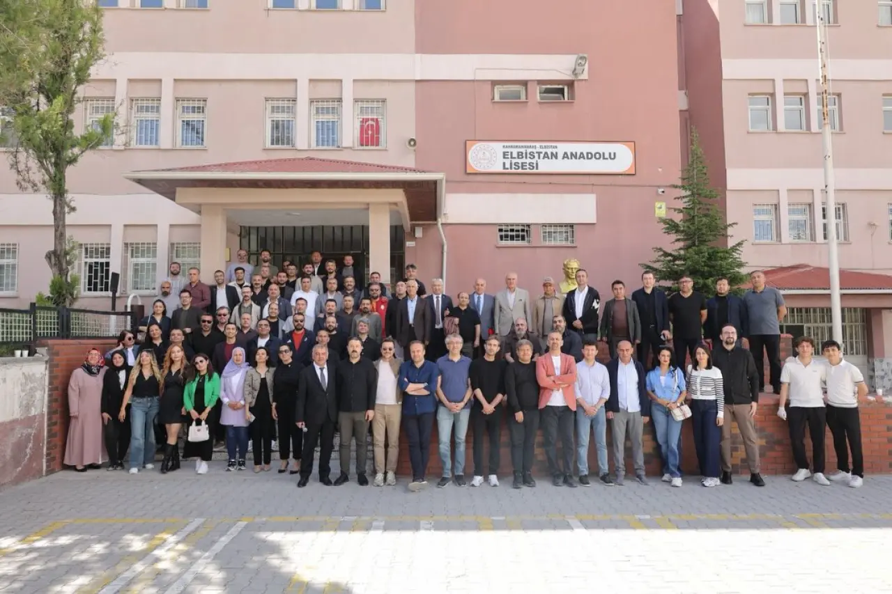 Başkan Gürbüz Mezun Olduğu Okulda Hasret Giderdi 3