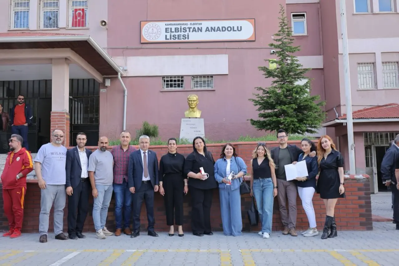 Başkan Gürbüz Mezun Olduğu Okulda Hasret Giderdi 9
