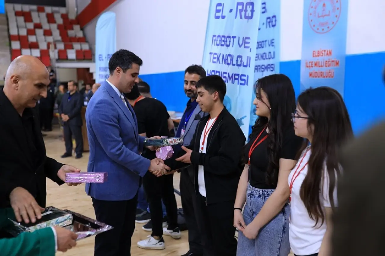 Elbistan Robot Yarışmaları Ödül Töreniyle Sona Erdi 5