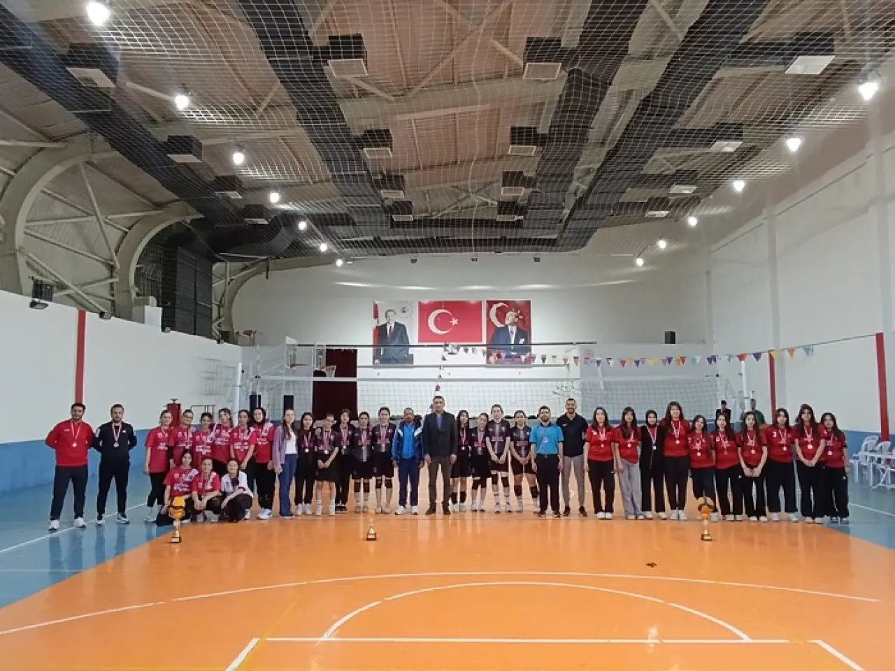 Elbistan’da Genç Kızlar Sahada Devleşti 3