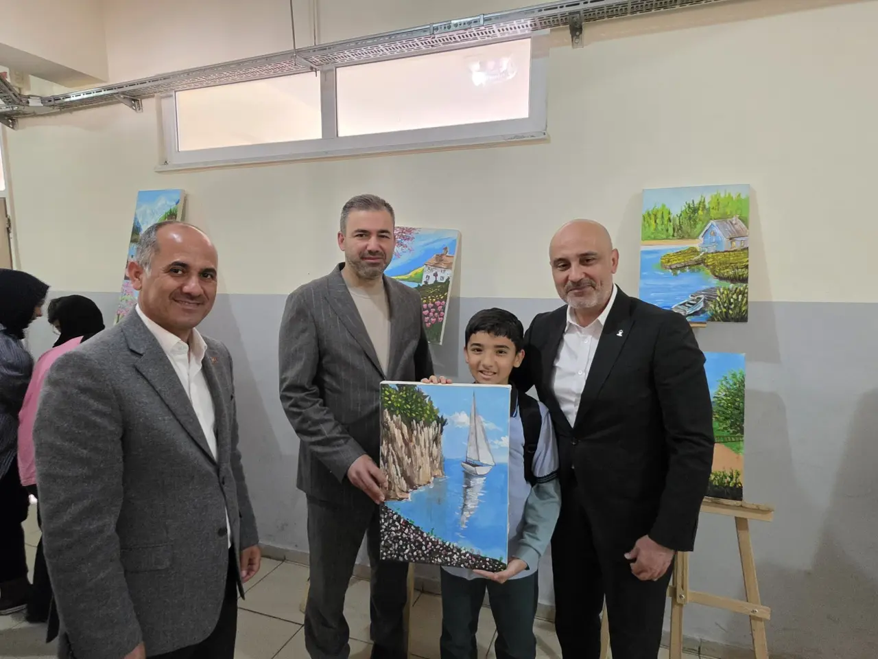 Gençlerin Bilimsel Başarısı Şehit Hüseyin Sarı Ortaokulu’nda Sergilendi 15