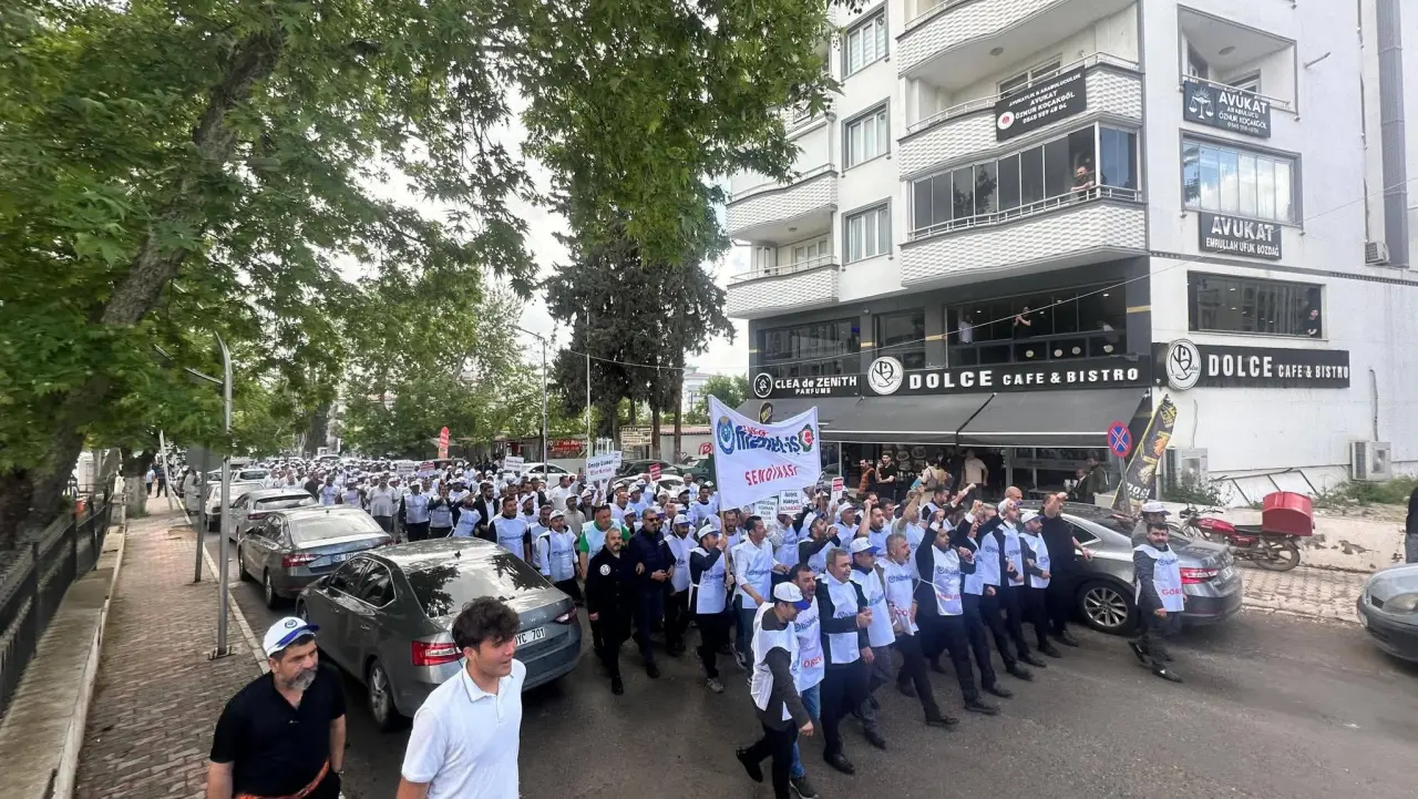 Pazarcık Belediyesi’nde İşten Çıkarma ve Baskı Protestosu 6