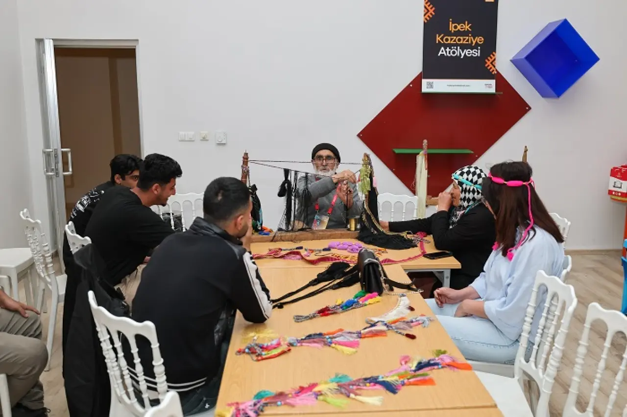 Şanlıurfa’da Kültür Yolu Coşkusu: Şehir Sanatla Buluşuyor 10