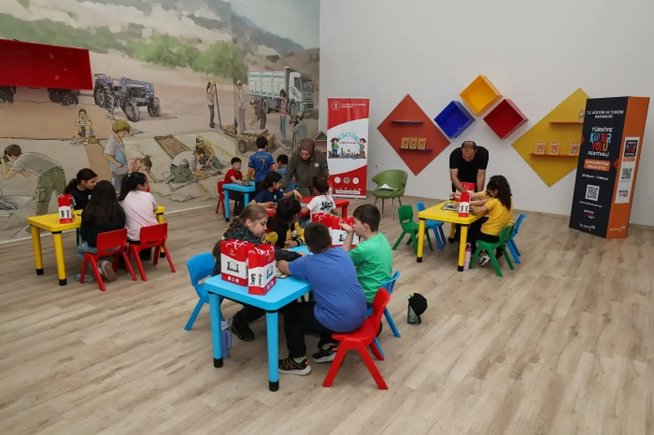 Şanlıurfa’da Kültür Yolu Coşkusu: Şehir Sanatla Buluşuyor 7