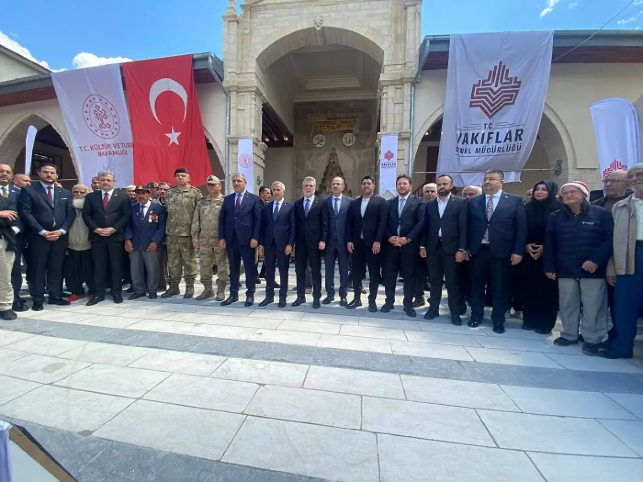 Tarihi Ulu Camii Resmen Açıldı 4