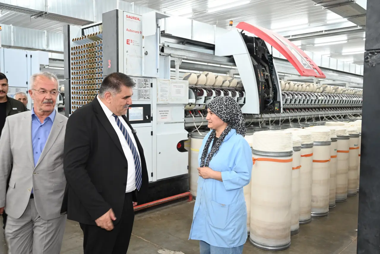 Türkoğlu Belediye Başkanı Karaca’dan Tekstil İşçilerine Ziyaret 2