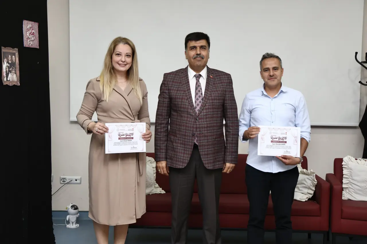 Kahramanmaraş’ta Öğrencilerden Tiyatro Şöleni 3