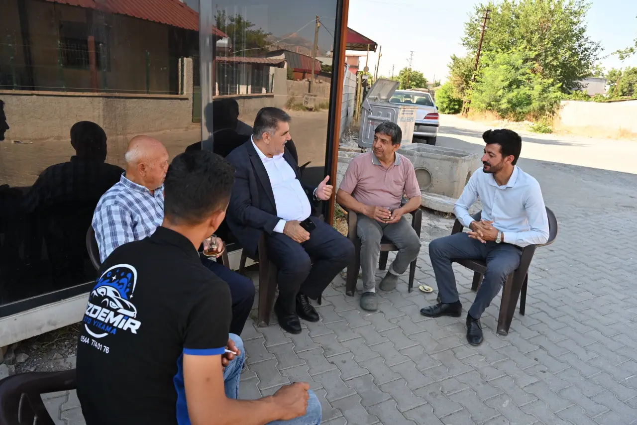 Başkan Karaca İstasyon Mahallesi Esnafıyla Buluştu 5