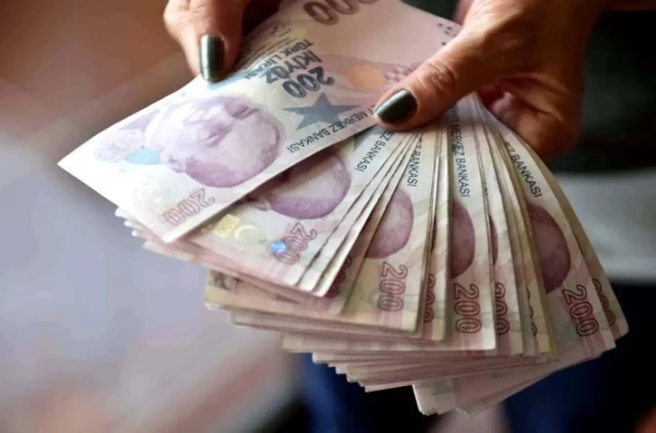 Dev banka asgari ücret tahminini açıkladı 8