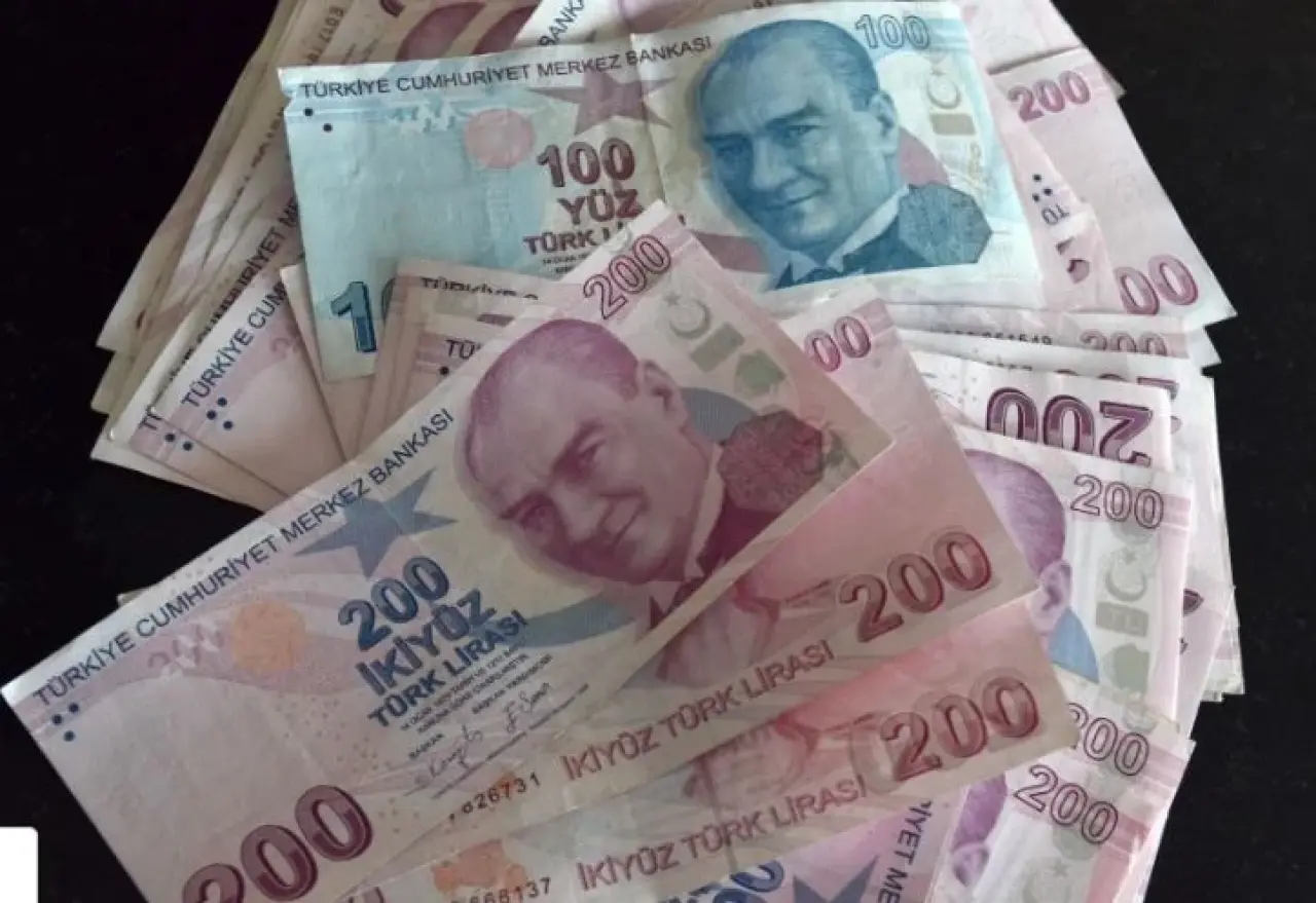 Dev banka asgari ücret tahminini açıkladı 1