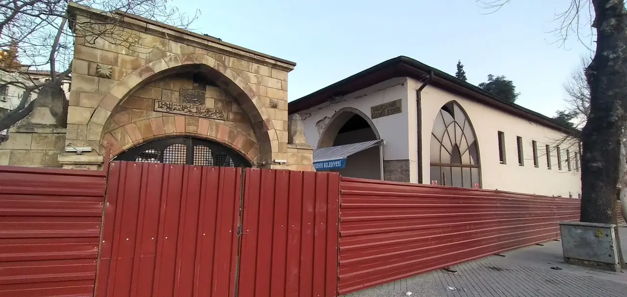Yüzyıllardır Ezanın Susmadığı Mabet: İşte Ulu Camii'nin Tarihteki Yeri 6