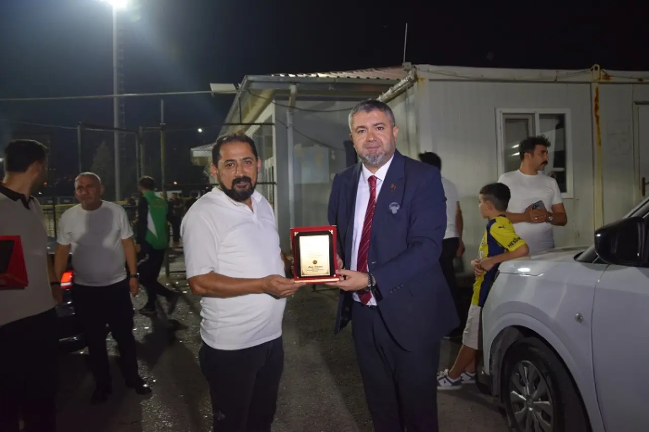 Esnaflar Arası Futbol Turnuvasında Kupa MKA 1923’ün 7