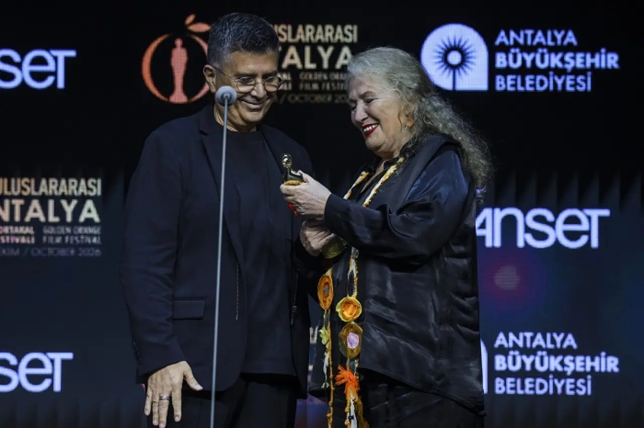 63. Altın Portakal Başladı: Açılış Gecesinde Ödüller Verildi 9