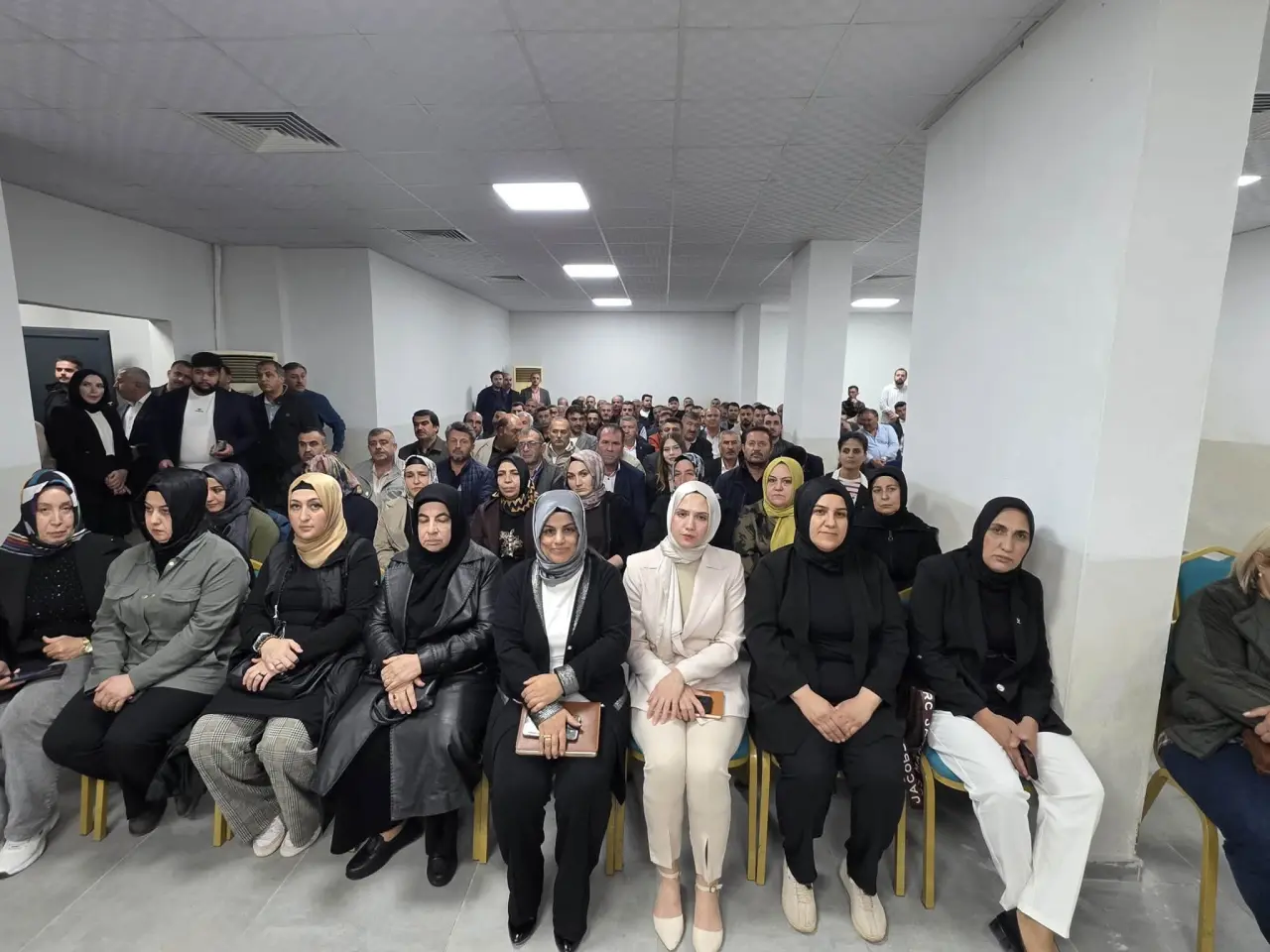 AK Parti Dulkadiroğlu Danışma Toplantısında Yeni Katılımlar 6