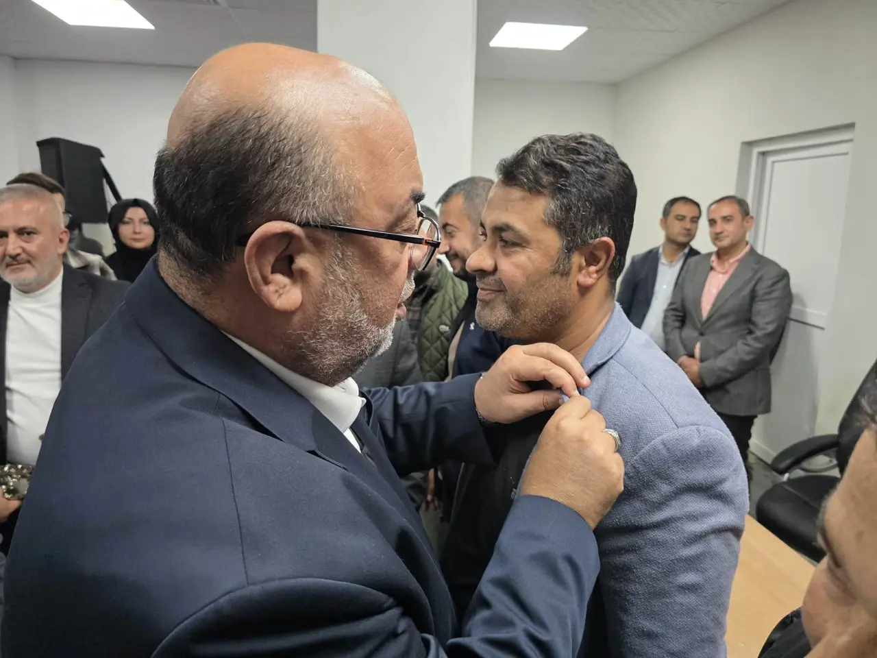 AK Parti Dulkadiroğlu Danışma Toplantısında Yeni Katılımlar 14