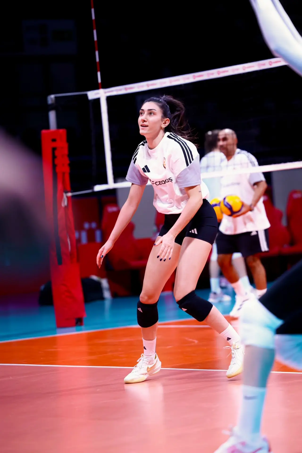 Eczacıbaşı Peron İstanbul, İlbank Deplasmanında Seri Peşinde 5