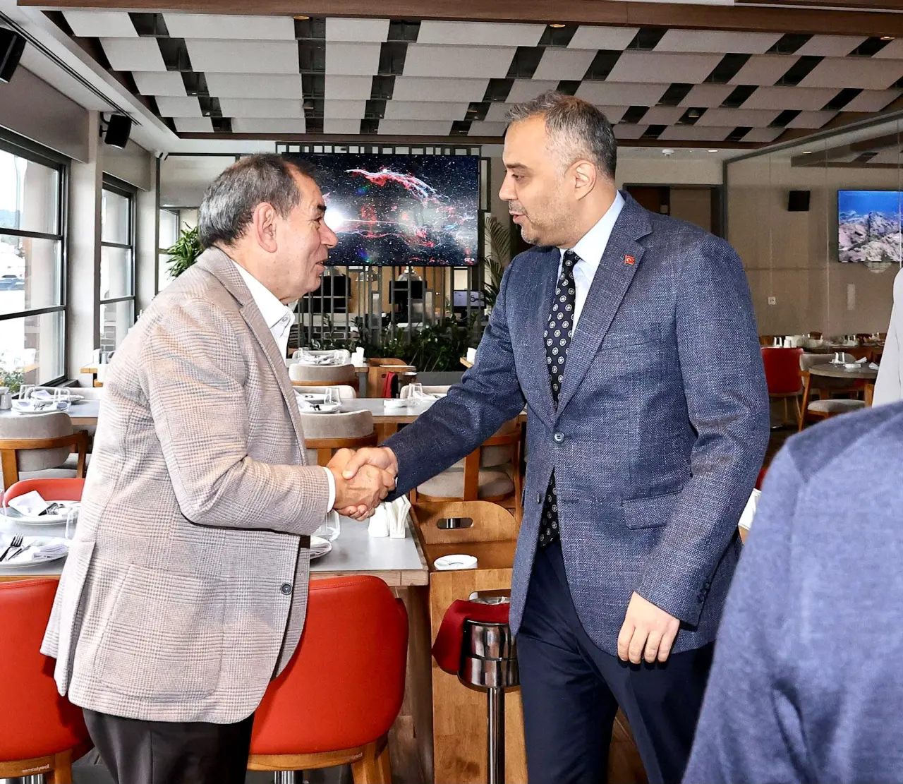 Hanifi Toptaş’tan Dursun Özbek’e Kahramanmaraş Hediyesi 2