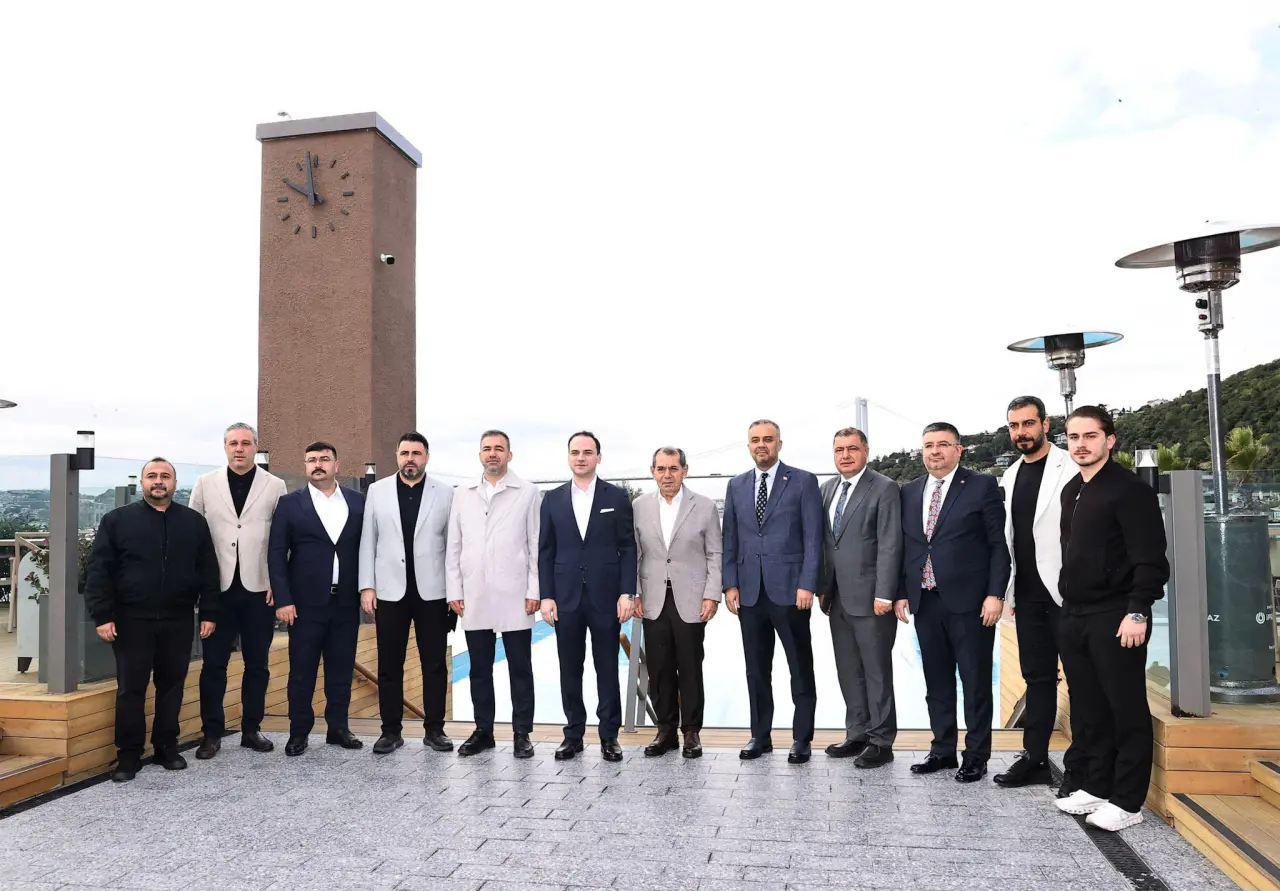 Hanifi Toptaş’tan Dursun Özbek’e Kahramanmaraş Hediyesi 3