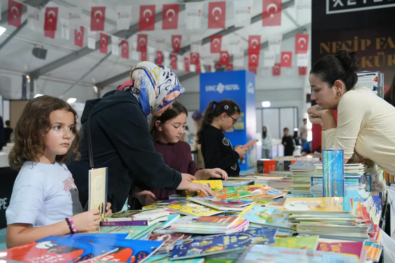 Kahramanmaraş Kitap Fuarı’nda Dokuzuncu Gün Yoğunluğu 7