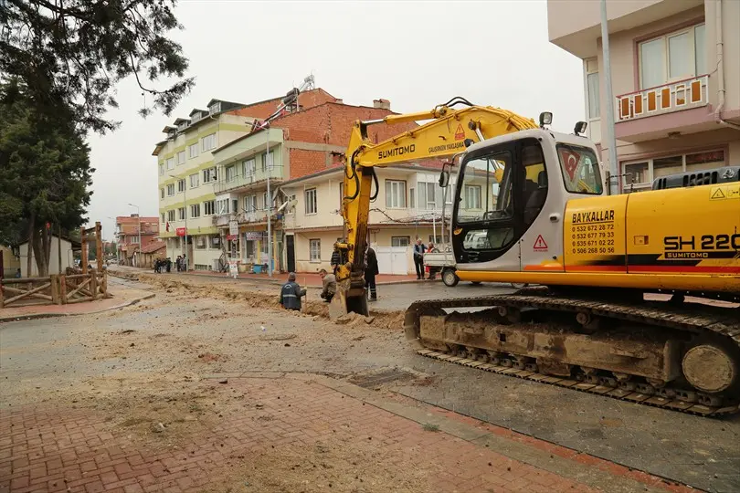 Tavas'ta alt yapı çalışmaları sürüyor