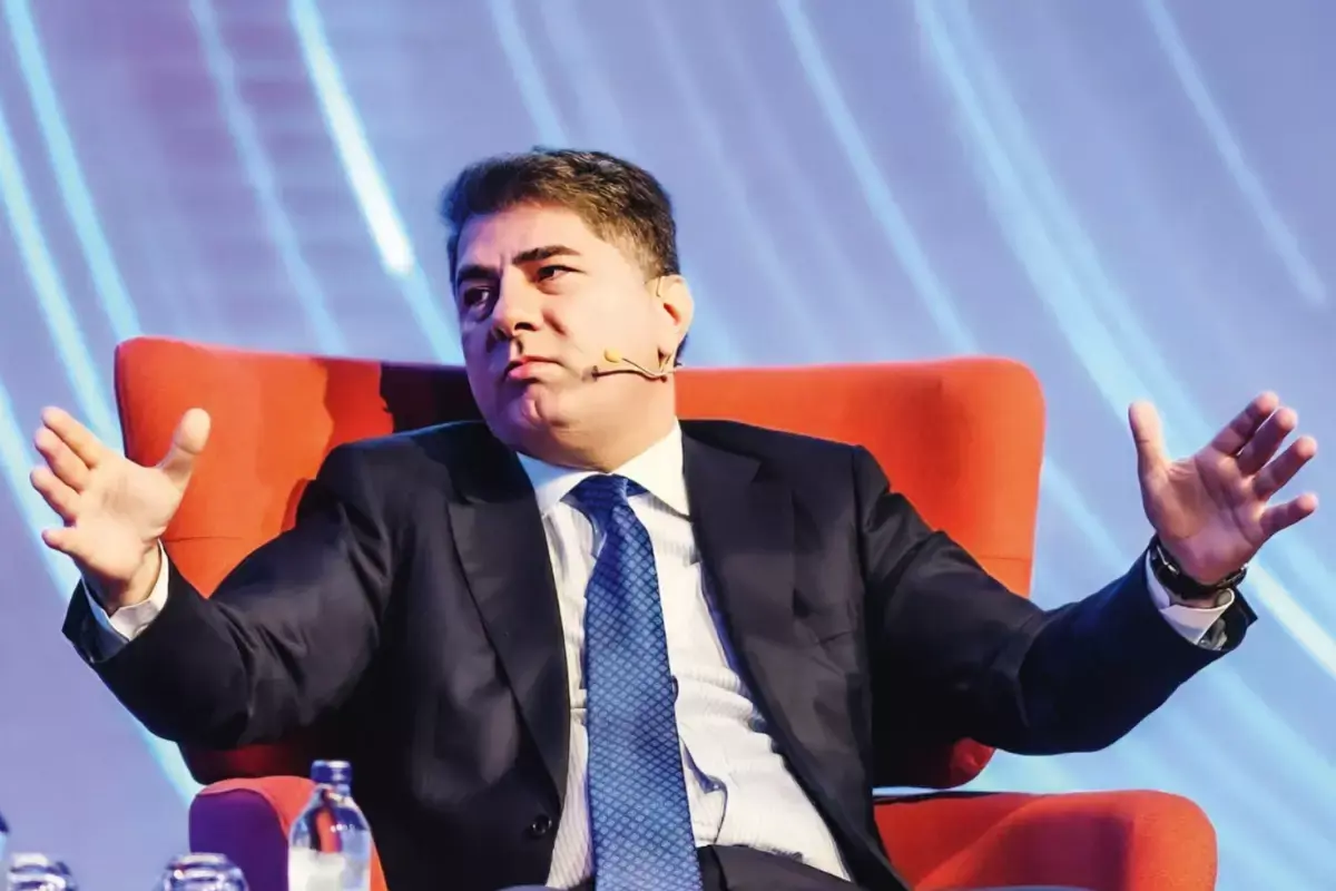 Fenerbahçeli yönetici Hakan Safi'den Süper Lig'in yeni ekibine 100 milyon liralık müjde - Son Dakika