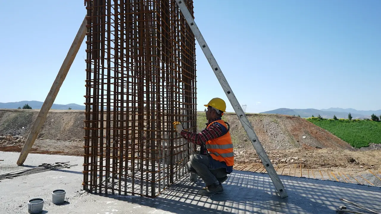Kahramanmaraş'ın 2 Milyar Tl'lik Yeni Stadyumu Yükseliyor! (6)