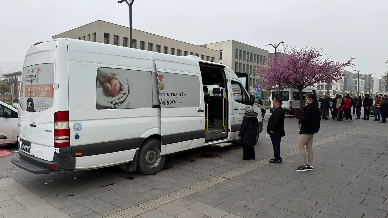 Kahramanmaraş'ta 1.872 Aday Özel Araçlarla Ekpss'ye Taşındı (2)