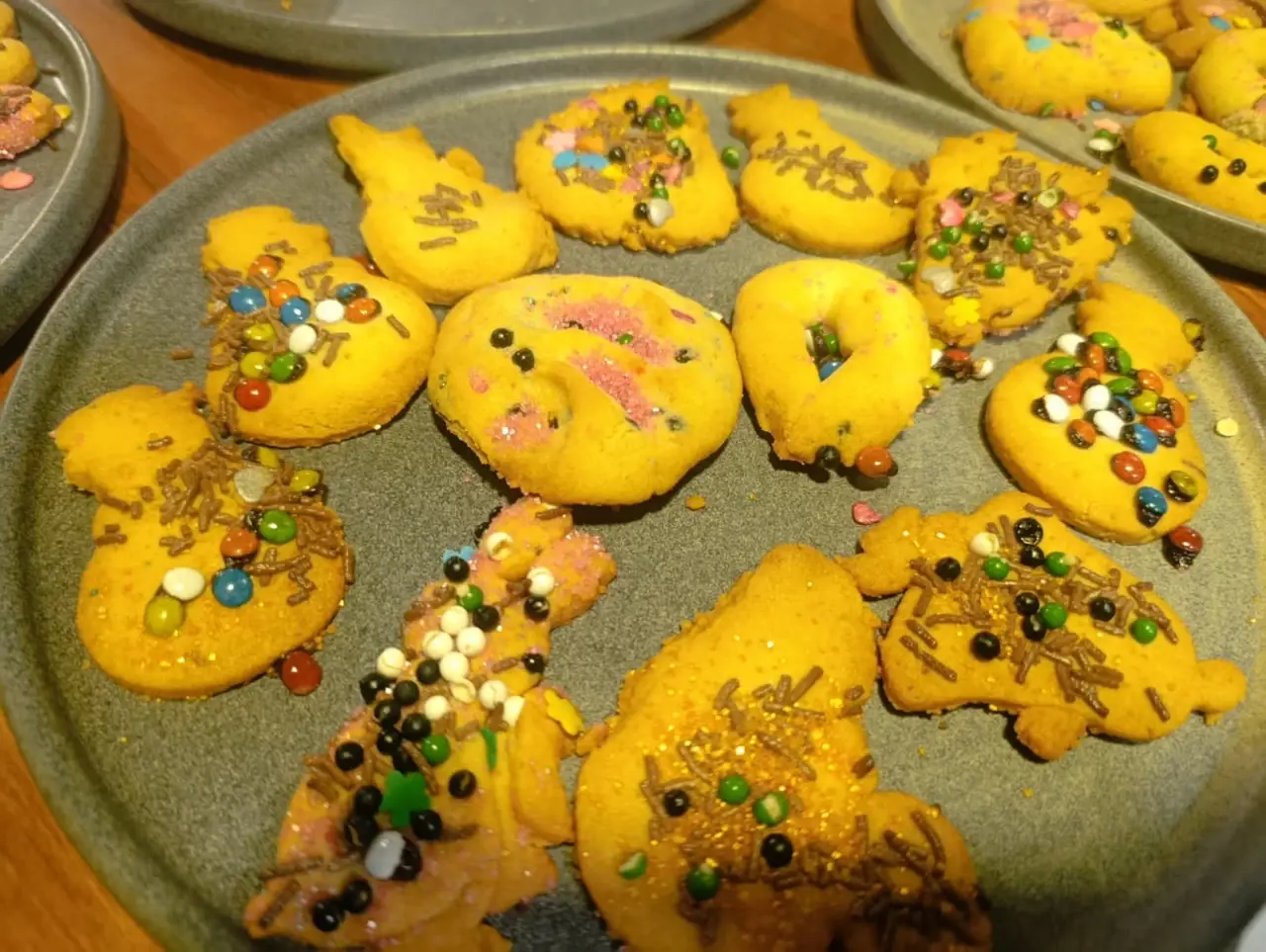 Kahramanmaraş’ta Yürek Isıtan Görüntüler! Özel Çocuklar Kendi Kurabiyelerini Yaptı (7)