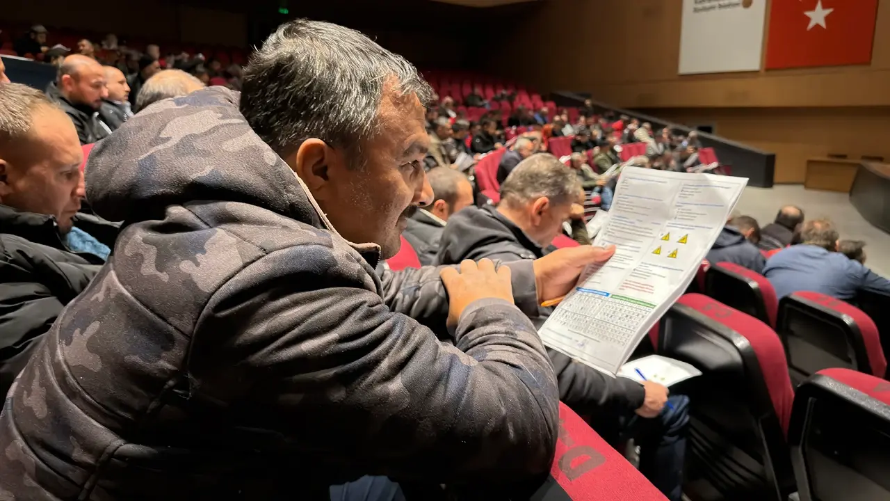 Kahramanmaraş’ta Saha Personeline Iş Güvenliği Eğitimi Verildi (5)