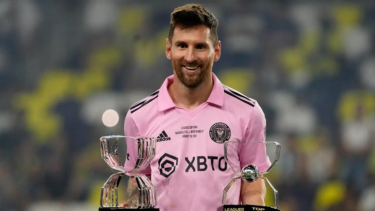 Lionel Messi 8. kez Ballon d'Or'a yakın - Son Dakika Haberleri