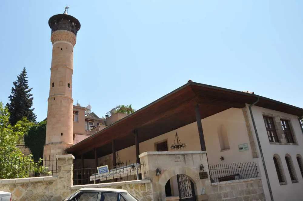 HATUNİYE CAMİİ | Kültür Portalı