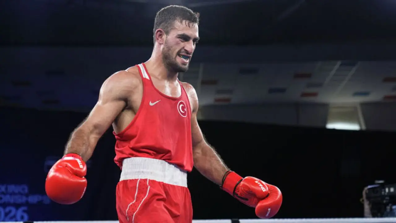 Emrah Yaşar Avrupa Boks şampiyonu oldu - Yeni Bakış Gazetesi İzmir