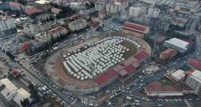 12 Şubat Stadyumu çadır kente dönüştürüldü İhlas Haber Ajansı
