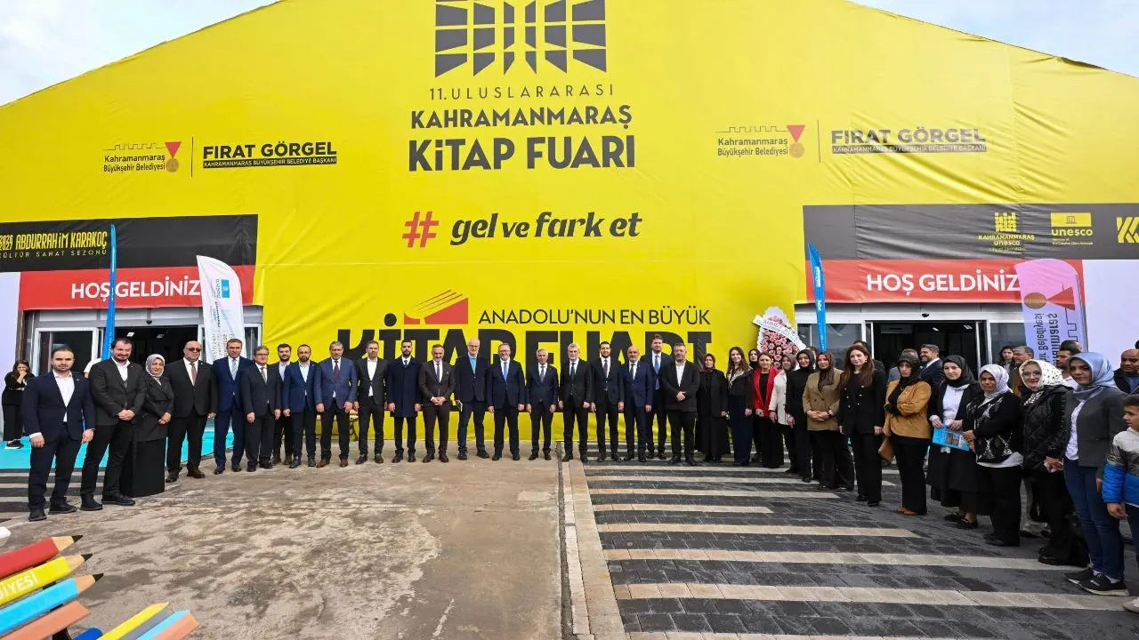 Kahramanmaraş Kitap Fuarı'nda Tarihi Rekor! Ziyaretçi Sayısı 400 Bini Aştı (6)